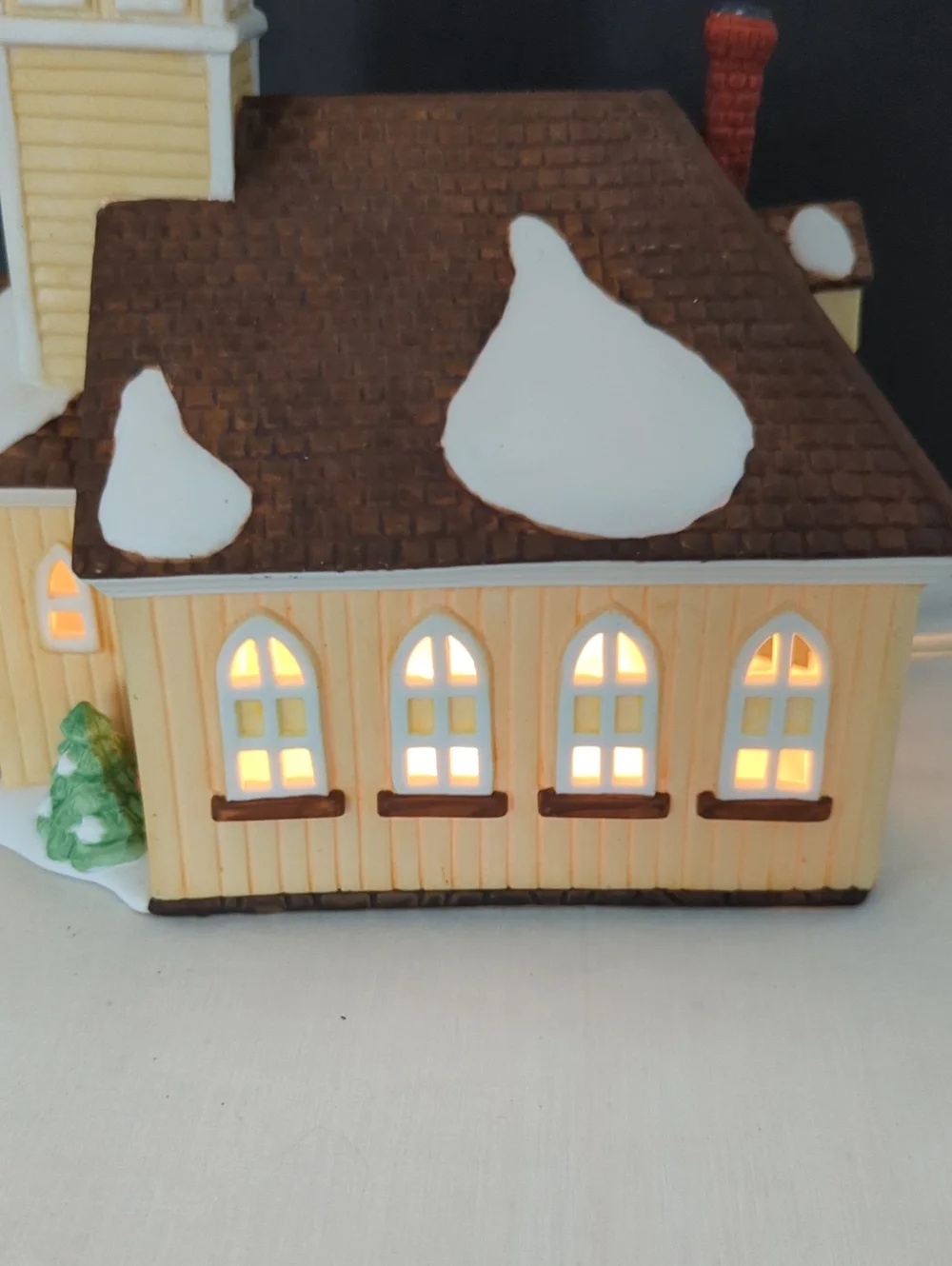 Dept. 56. 1990 New England Village Series.  Sleepy Hollow Church